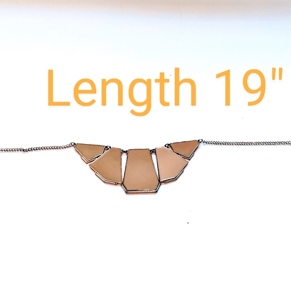 Vintage/Double Sided Triangular Statement Neck,lace - Picture 5 of 6